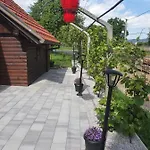Charming Tiny House 
